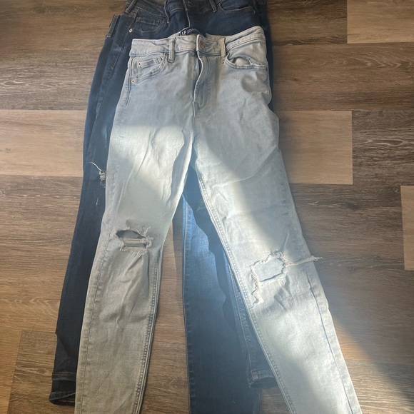 Women’s jeans- size 6 and 8. - Picture 3 of 6